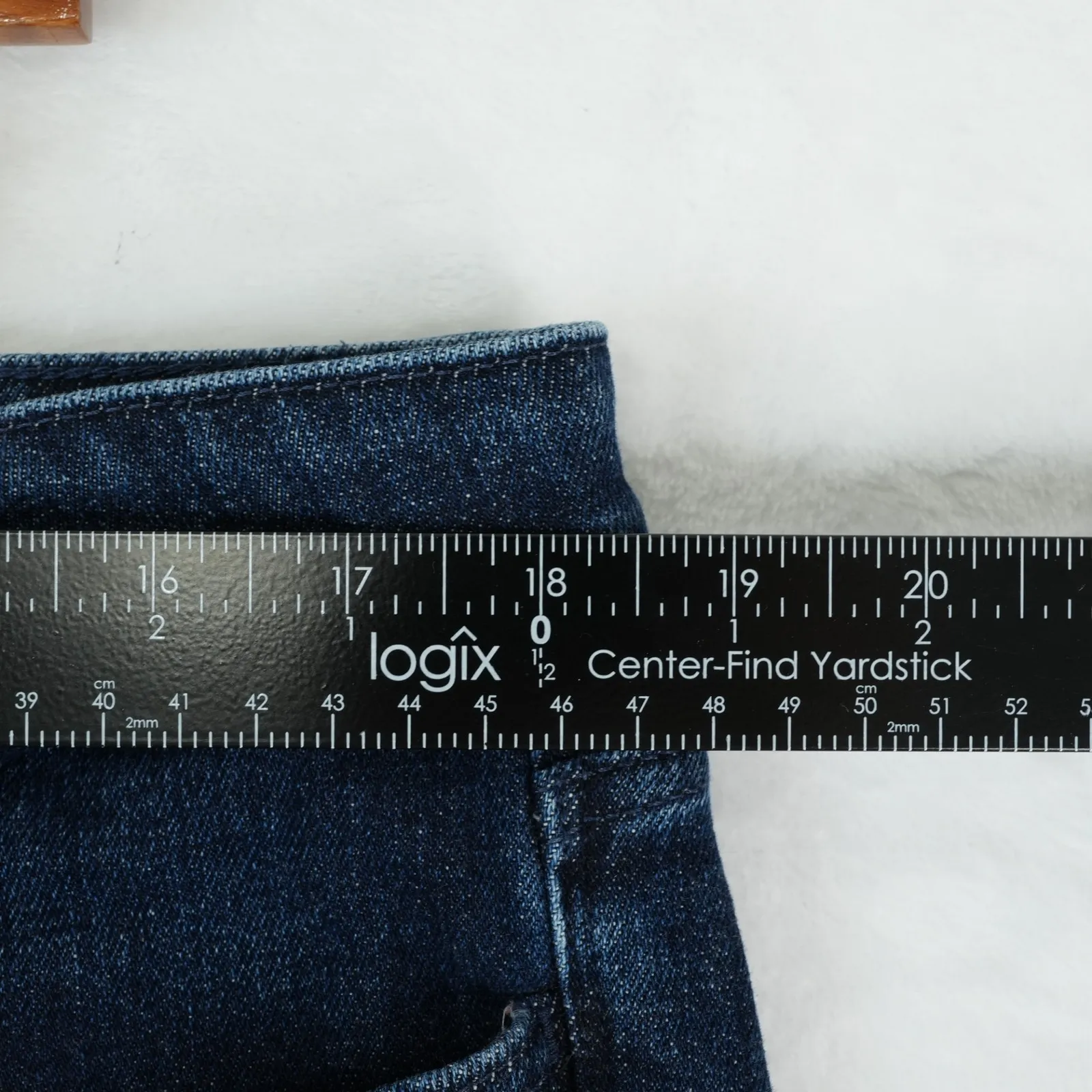 Vineyard Vines Jeans Womens 33 Fits 37x28 High Rise Straight Crop Raw Hem Mom - Image 9