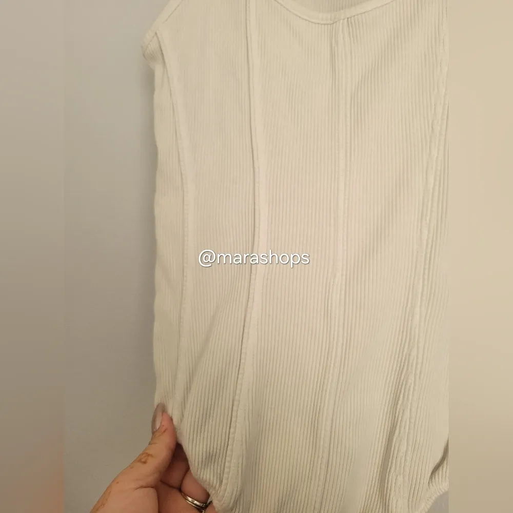 AGOLDE Elna Bodysuit in Spoon - Image 4