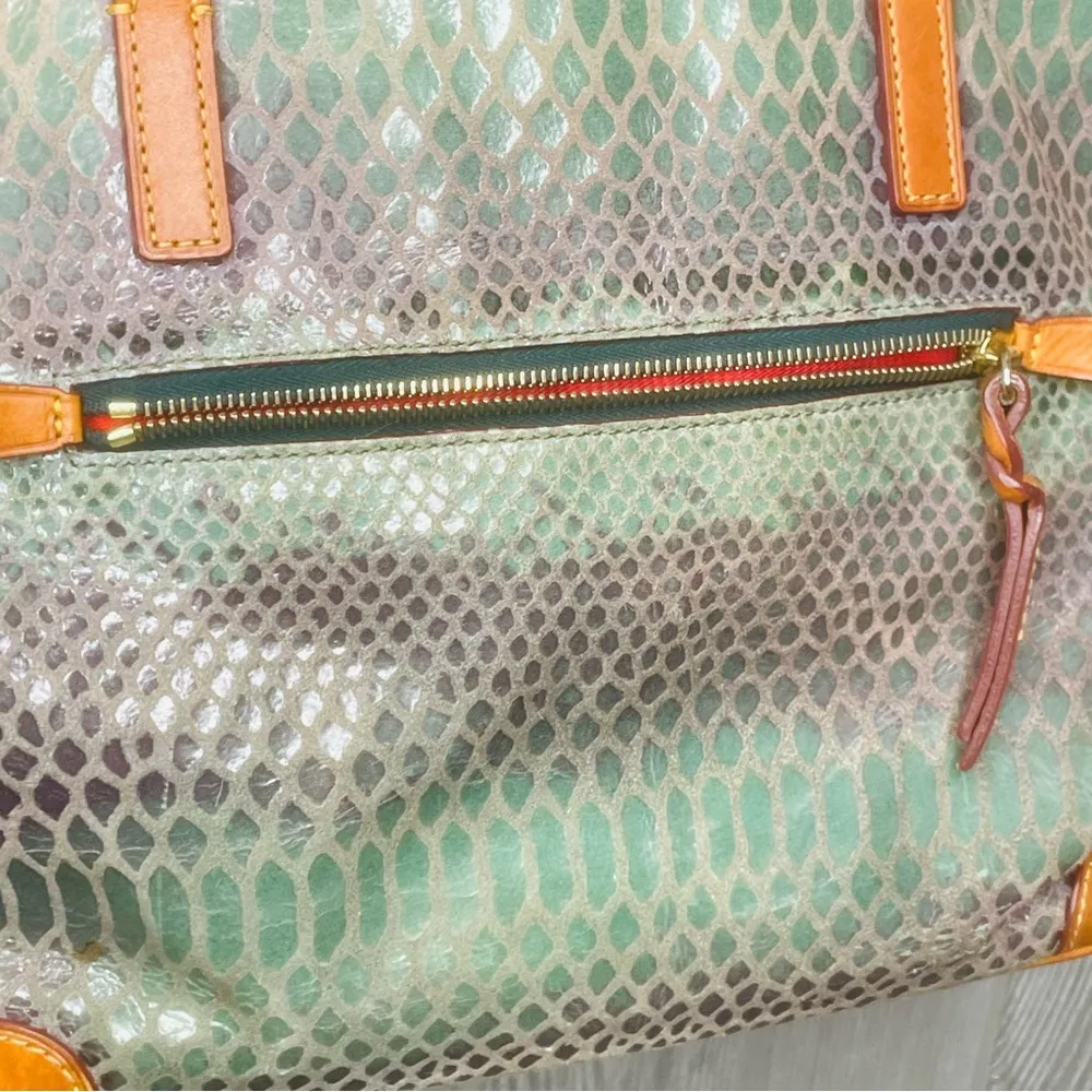 Vintage green metallic Dooney & Bourke Snakeskin Purse / bag handbag - Image 13