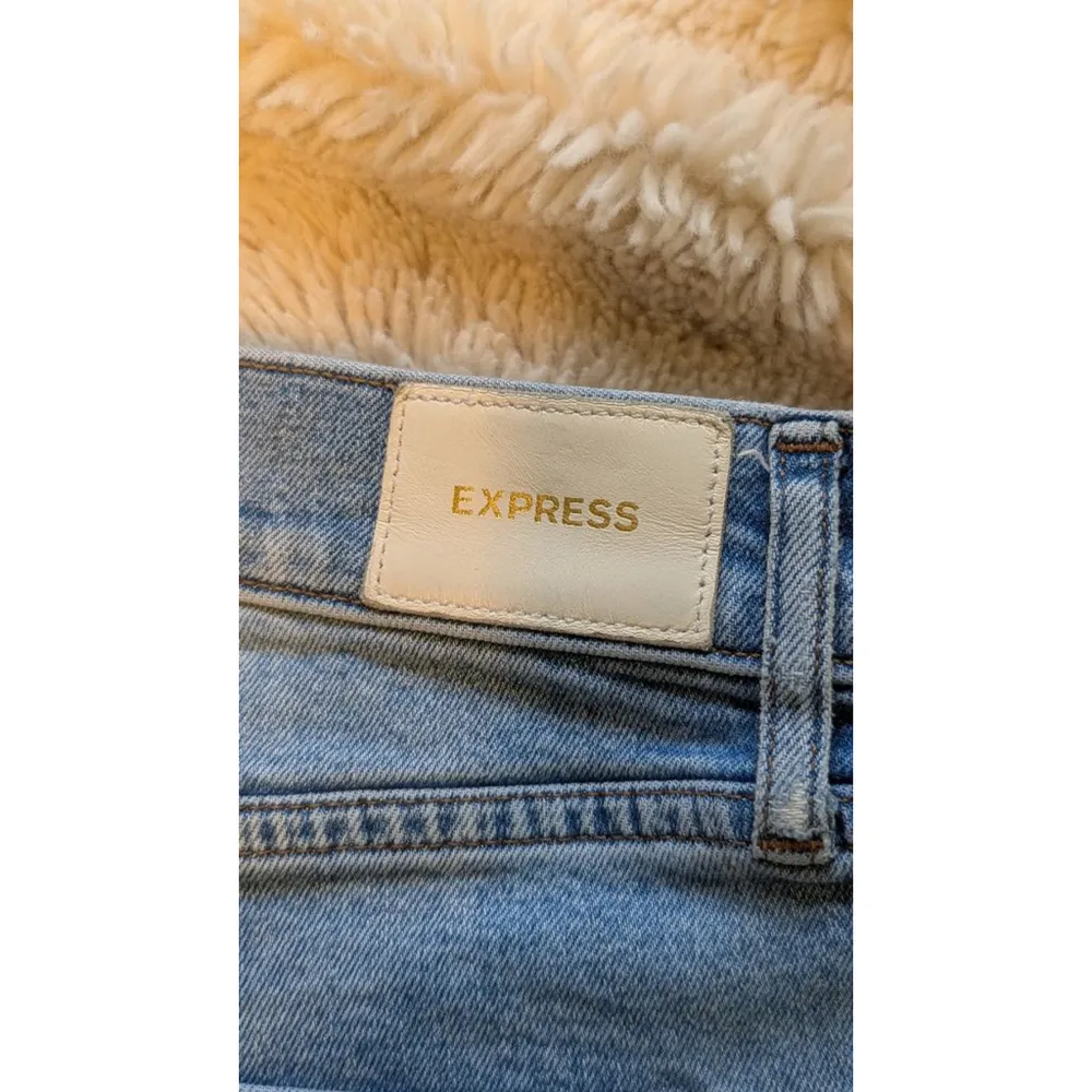 Women's Express Flare Jeans Size 4R Blue - Image 4