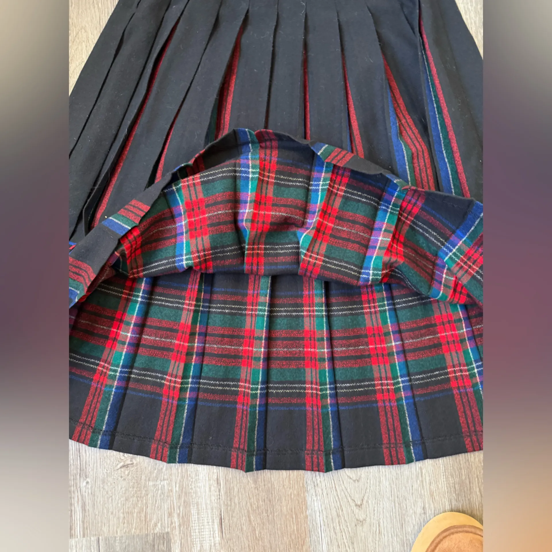 VTG Pendleton Plaid Pleated 100% Wool Skirt Maxi Skirt Christmas Black Size 28 - Image 5