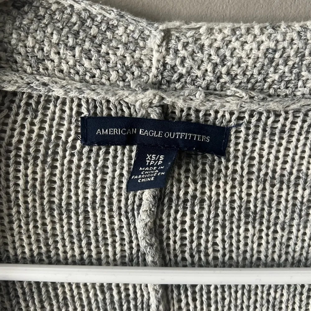 American Eagle Light Grey Knit Cardigan XS/S - Image 2