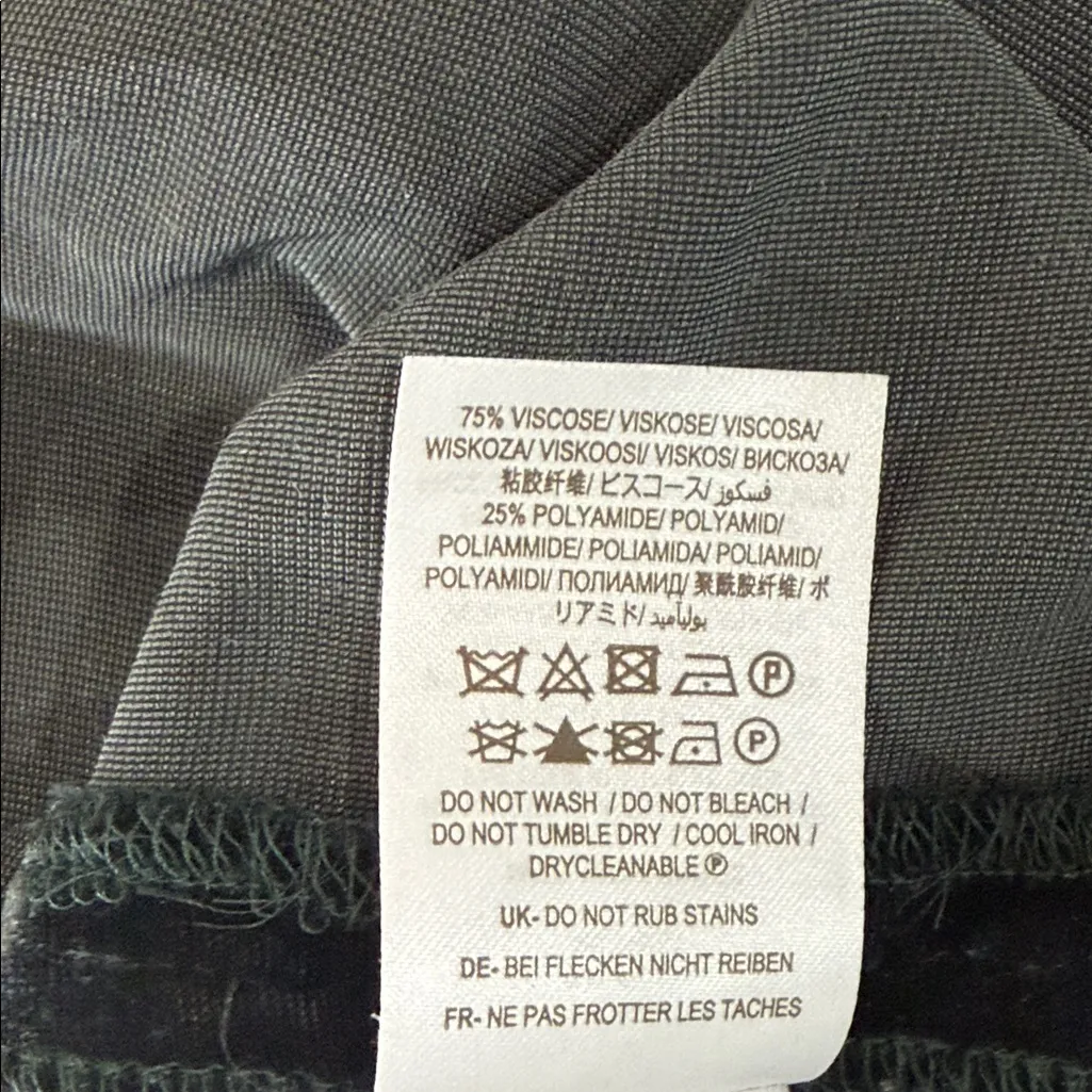 Boden Elegant Velvet forest green Top size 6 - Image 5