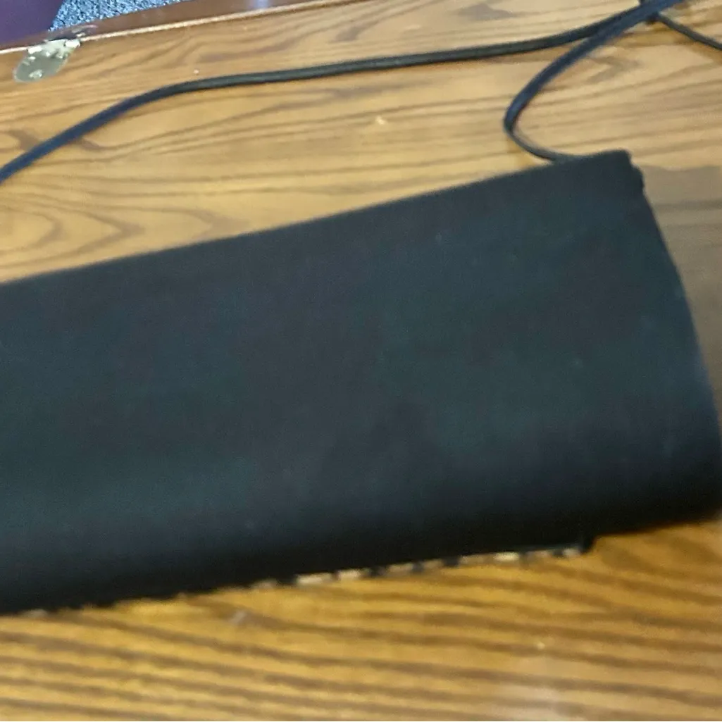 Clutch Paris New York Milano Elegant Black and Leopard Print Clutch - Image 8