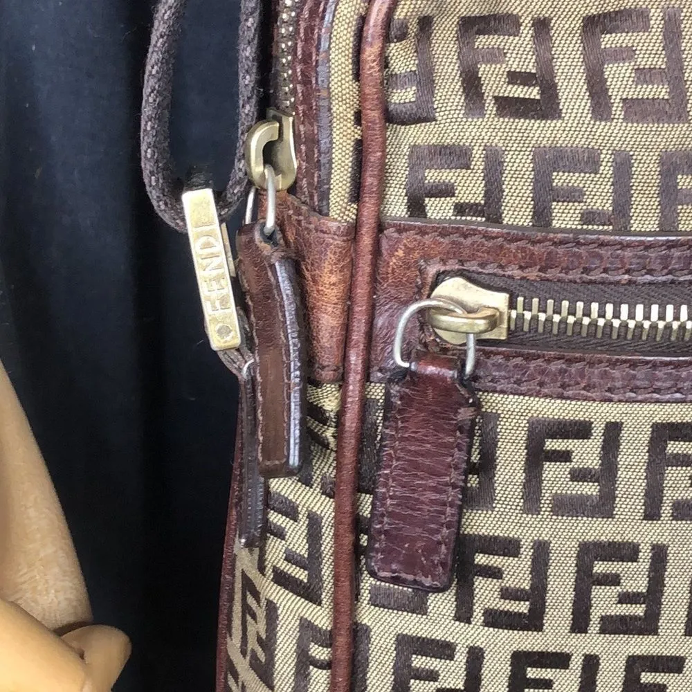 FENDI Zucca Canvas Leather Olive Green Brown Crossbody Messenger Shoulder Bag - Image 10