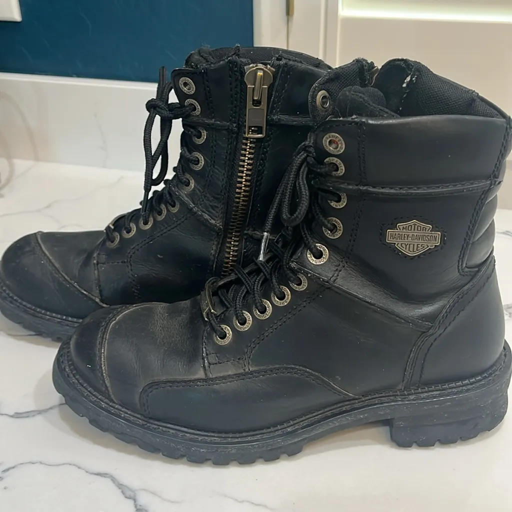 Harley Davidson black leather motorcycle boots Size 10 - Image 2