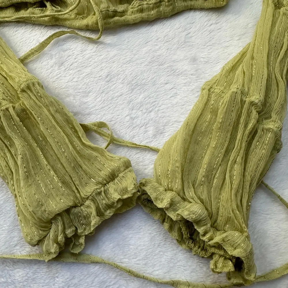 Hansen & Gretel Ithica Sheer Gold Detail Crop Top in Citron Green - Size Small - Image 10