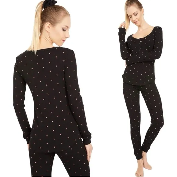NWT PLUSH REVOLVE Black Red Thermal Heart Pajama + Scrunchie Set Sz M - Image 2