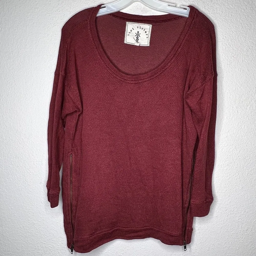 Knot Sisters Shirt With Zippers - Image 6