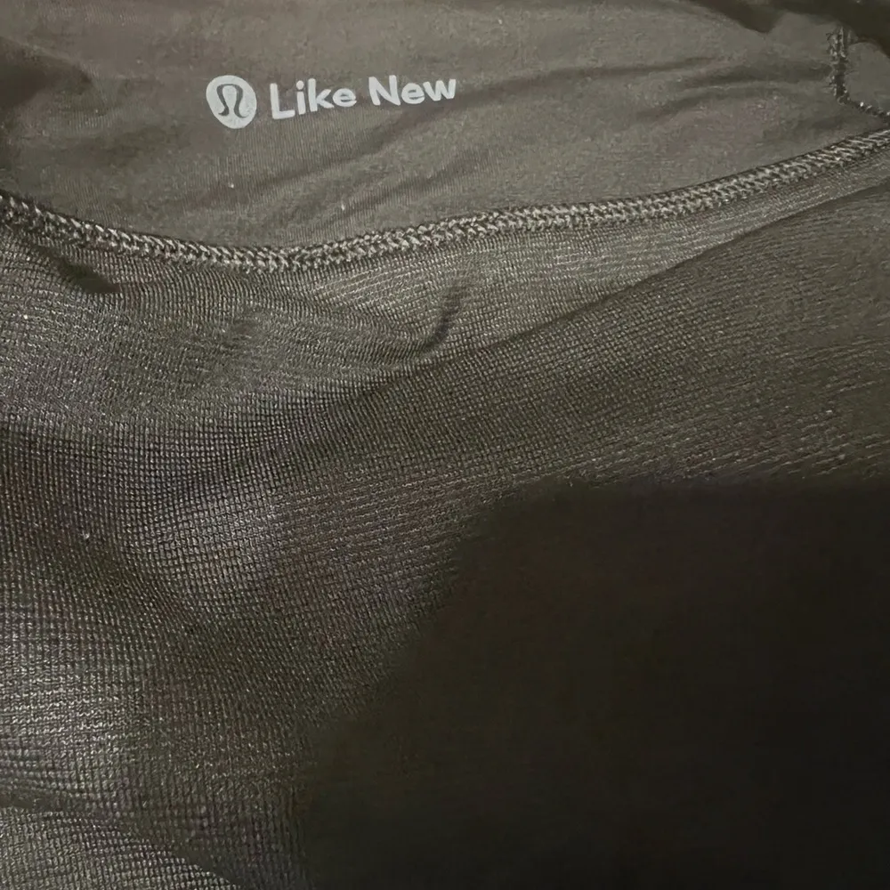 Lululemon Speed Up Shorts Long Size 6 Glacier Camo Black White Purple - Image 5