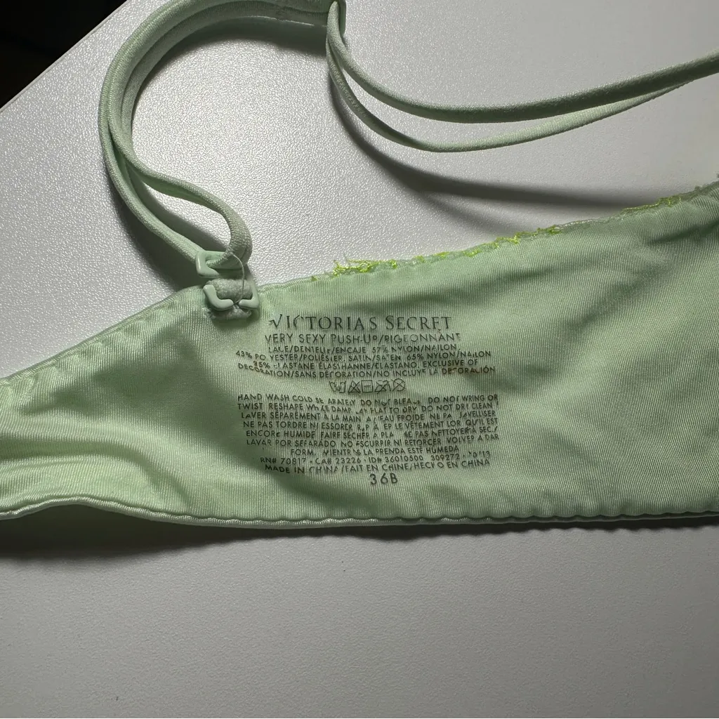 Victorias Secret Very Sexy Push Up‎ Bra Seafoam Green Lace 36B - Image 9