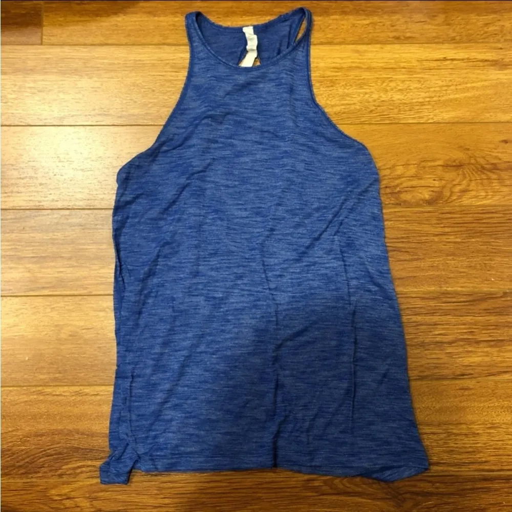Lululemon Twist Back Tank Blue 8 M - Image 4