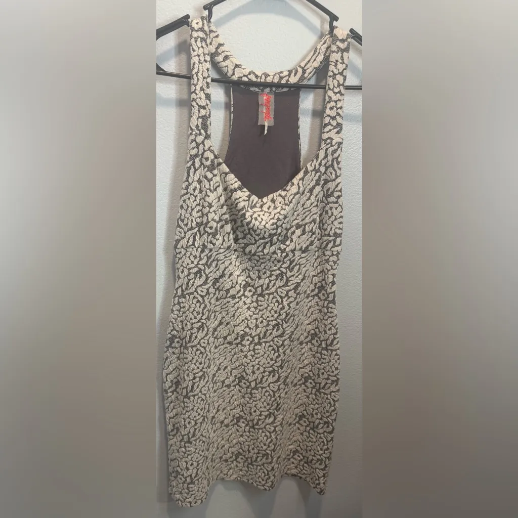 Free people, white and gray mini leopard dress - Image 3