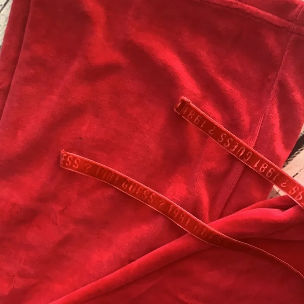 GUESS WOMEN’S FULL ZIP BOOTLEG SWEAT SUIT - Image 11