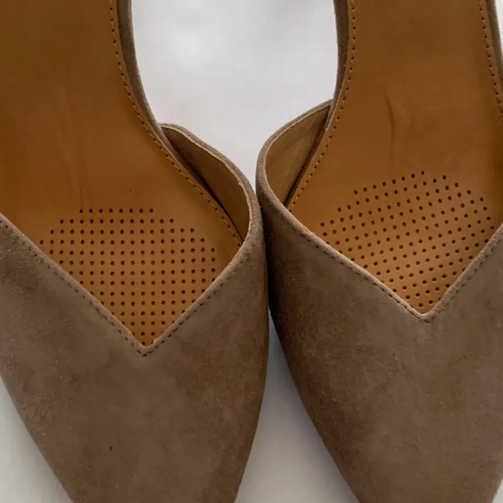 Corso Como Tan Ankle Strap Heels - Image 4