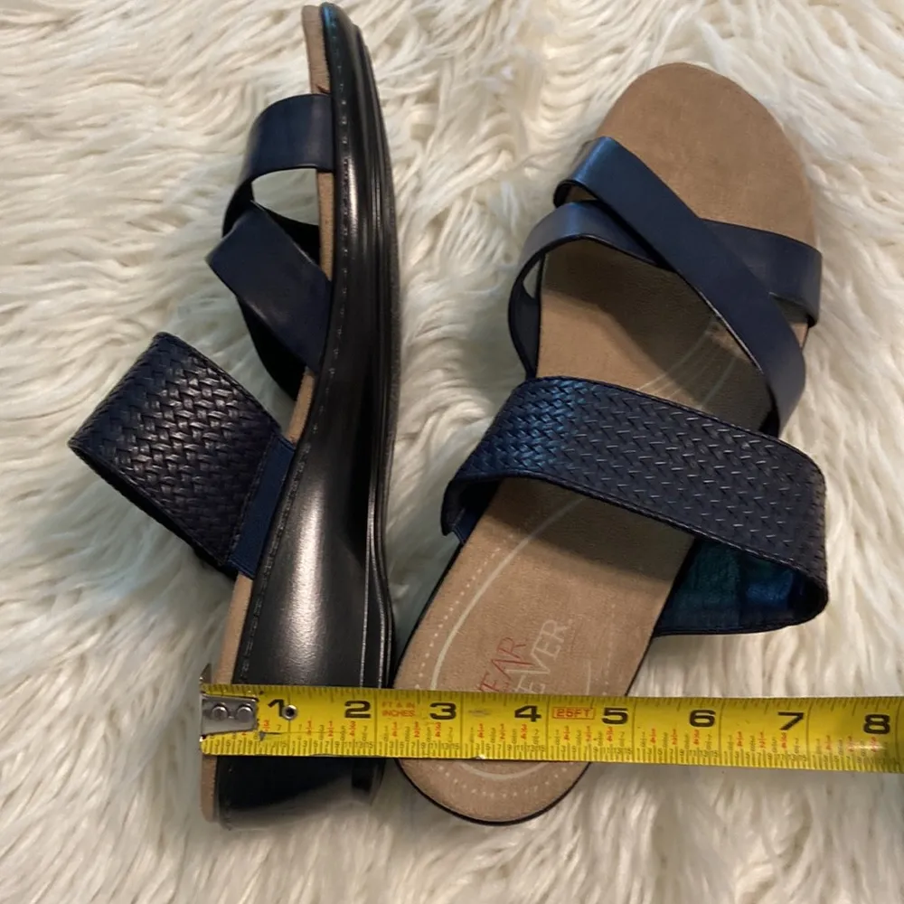 Wear Ever Sandals size 10 BNWOT navy blue color please see pictures - Image 9