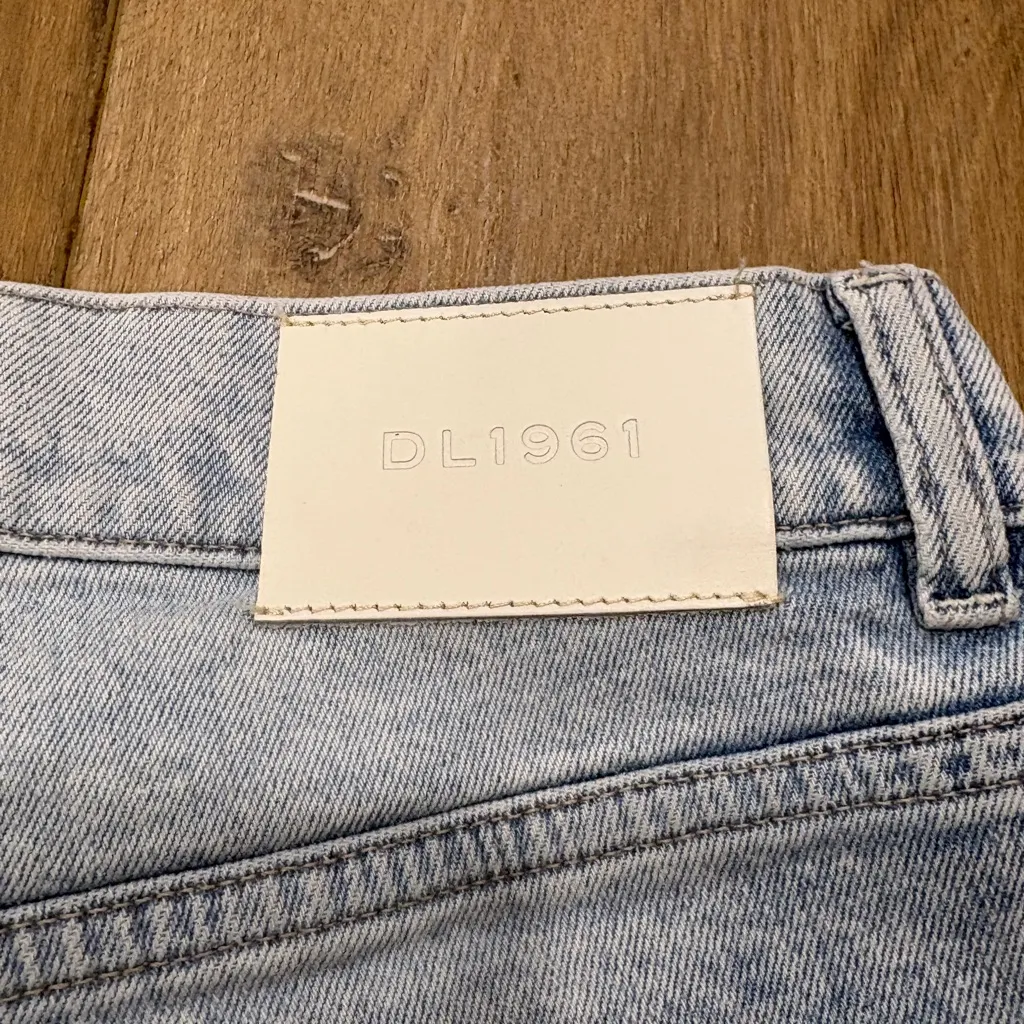 NEW! 🌟DL1961🌟 ZOIE MATERNITY DENIM CUT OFF STRETCH SHORTS ELASTIC WAIST SZ 25 - Image 5