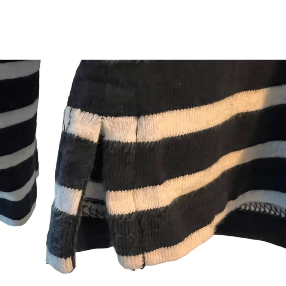 The Black Dog Brand Navy and White Striped Pullover Cotton Hoodie Size Small - Image 4