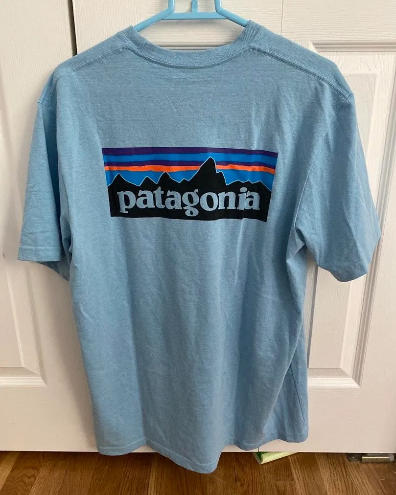 Patagonia Graphic Tee - Image 3