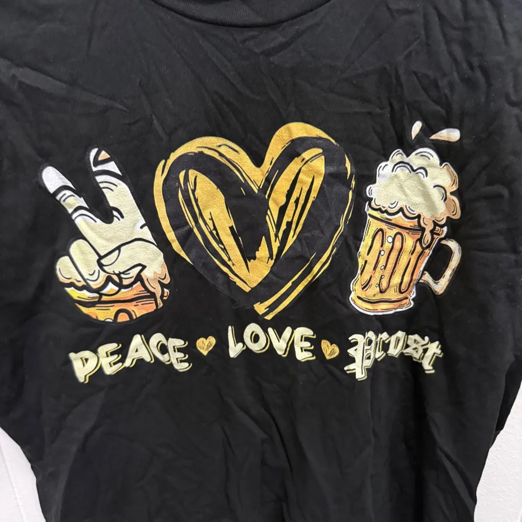 NWOT Black Octoberfest Short Sleeve Shirt Size M - Image 2