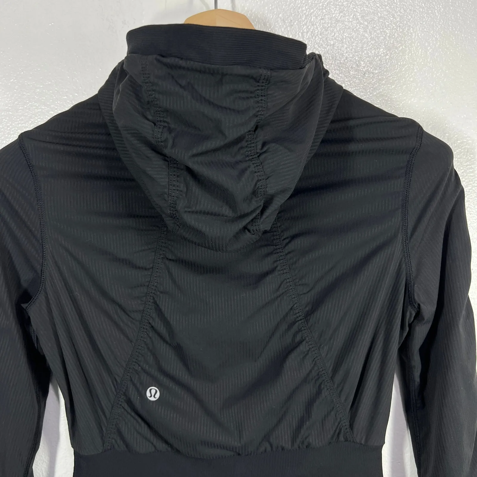 LULULEMON Dance Studio Reversible Hooded Womens 8‎ Athletic Jacket Black - Image 7