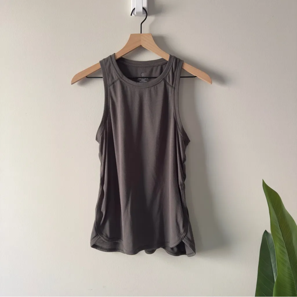 Sweaty Betty Athletic Tank Top Sleeveless casual activewear solid ruched back S - Image 3