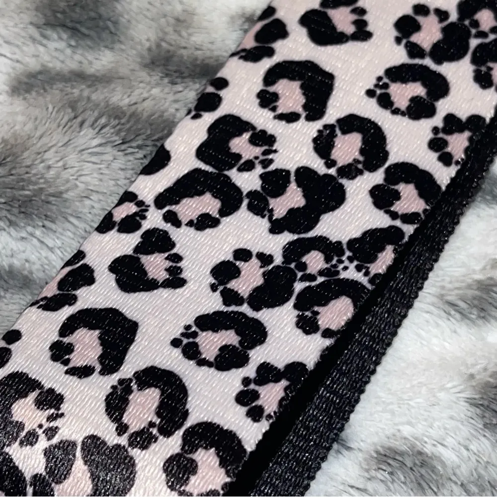 Kedzie Crossbody Bag - Image 5