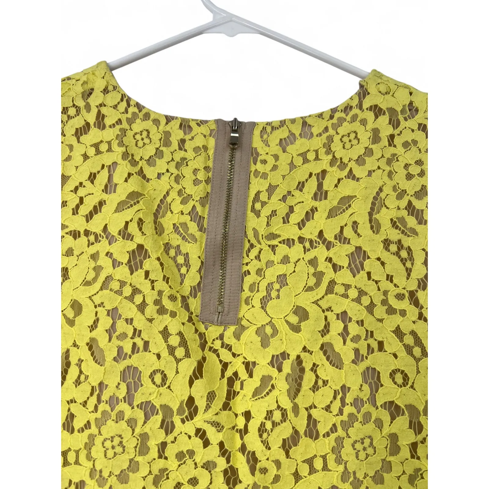 LOFT Ann Taylor | 6/ M | Lace Top Sheer Layer Sleeveless Blouse Yellow Women's - Image 4