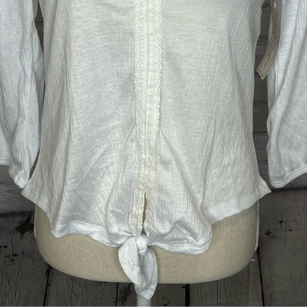 NWT French laundry white tie front shirt small - Image 11