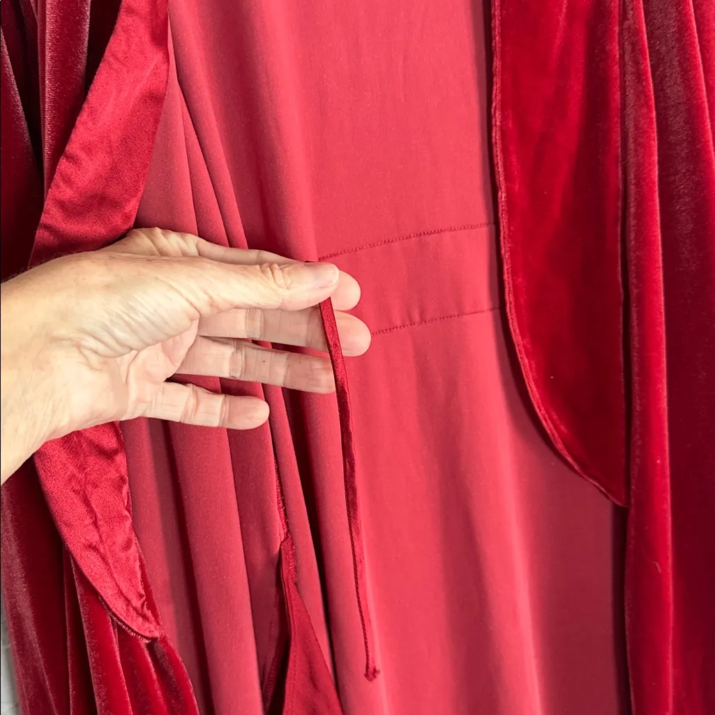 Vera Wang Elegant Red Velvet Robe Loungewear Spa Luxury Old Money Glam Belted - Image 10