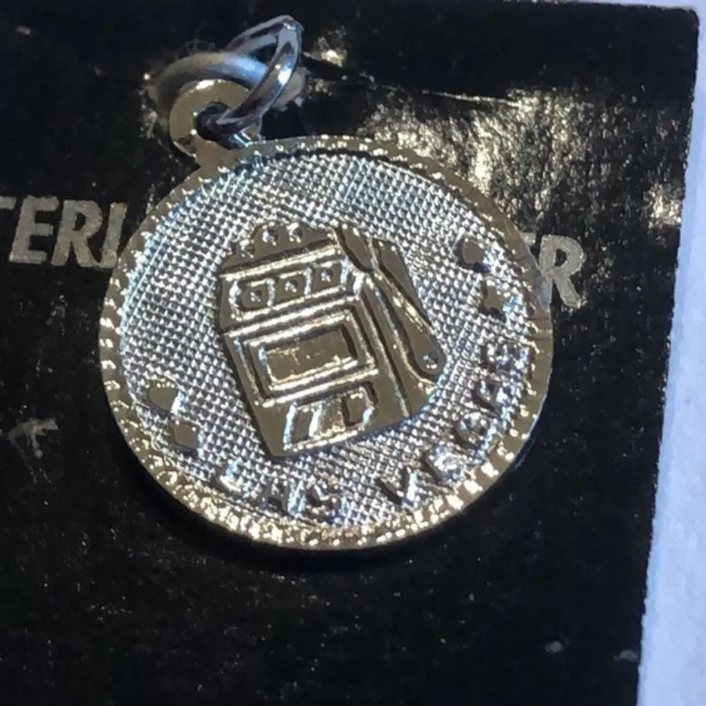 Las Vegas Milno Crea Sterling Silver Poker Gambling Vintage Collectible Charm - Image 2