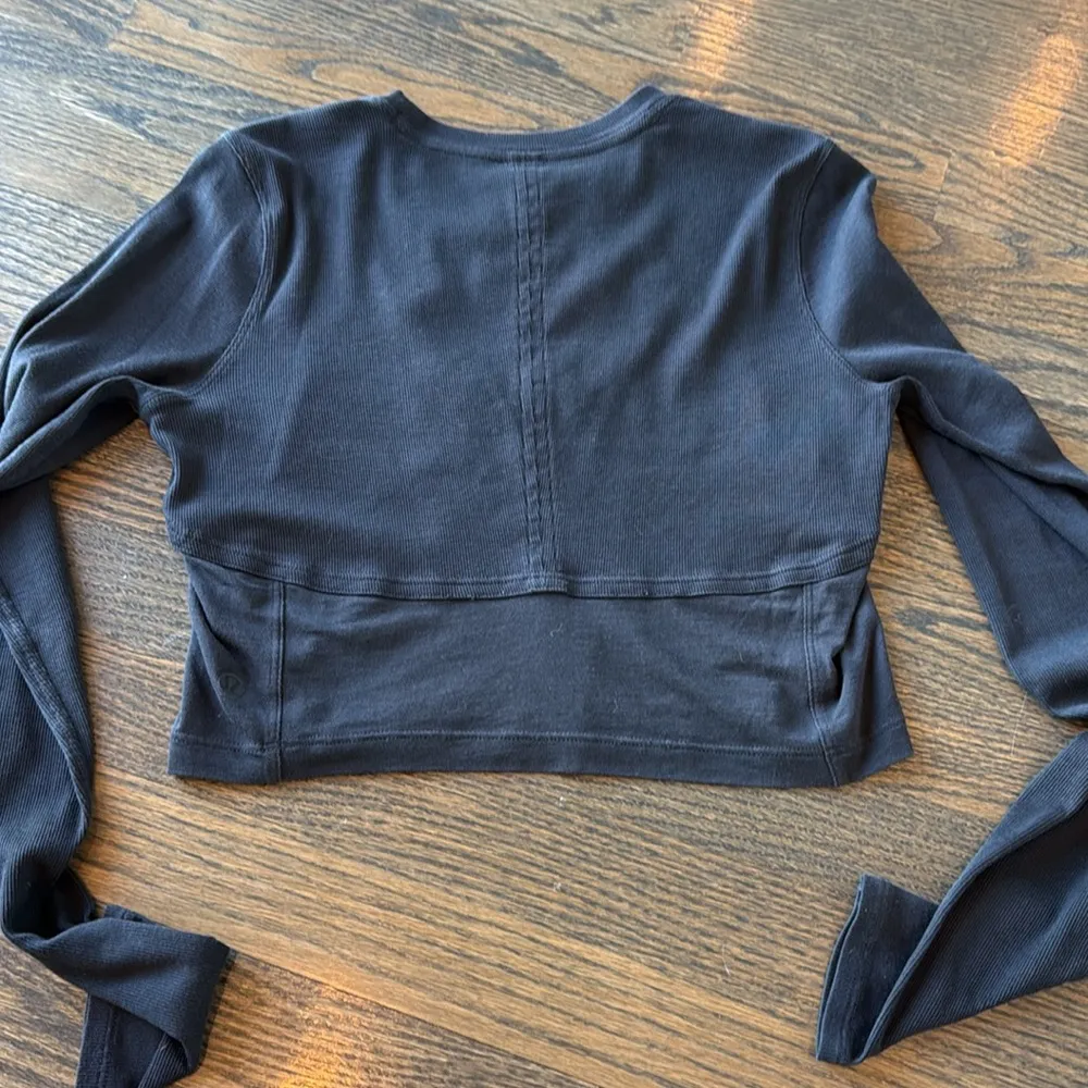 Lululemon Black LA Better Best Long Sleeve Crop Cropped Keyhole Cut Out Size 10 - Image 13