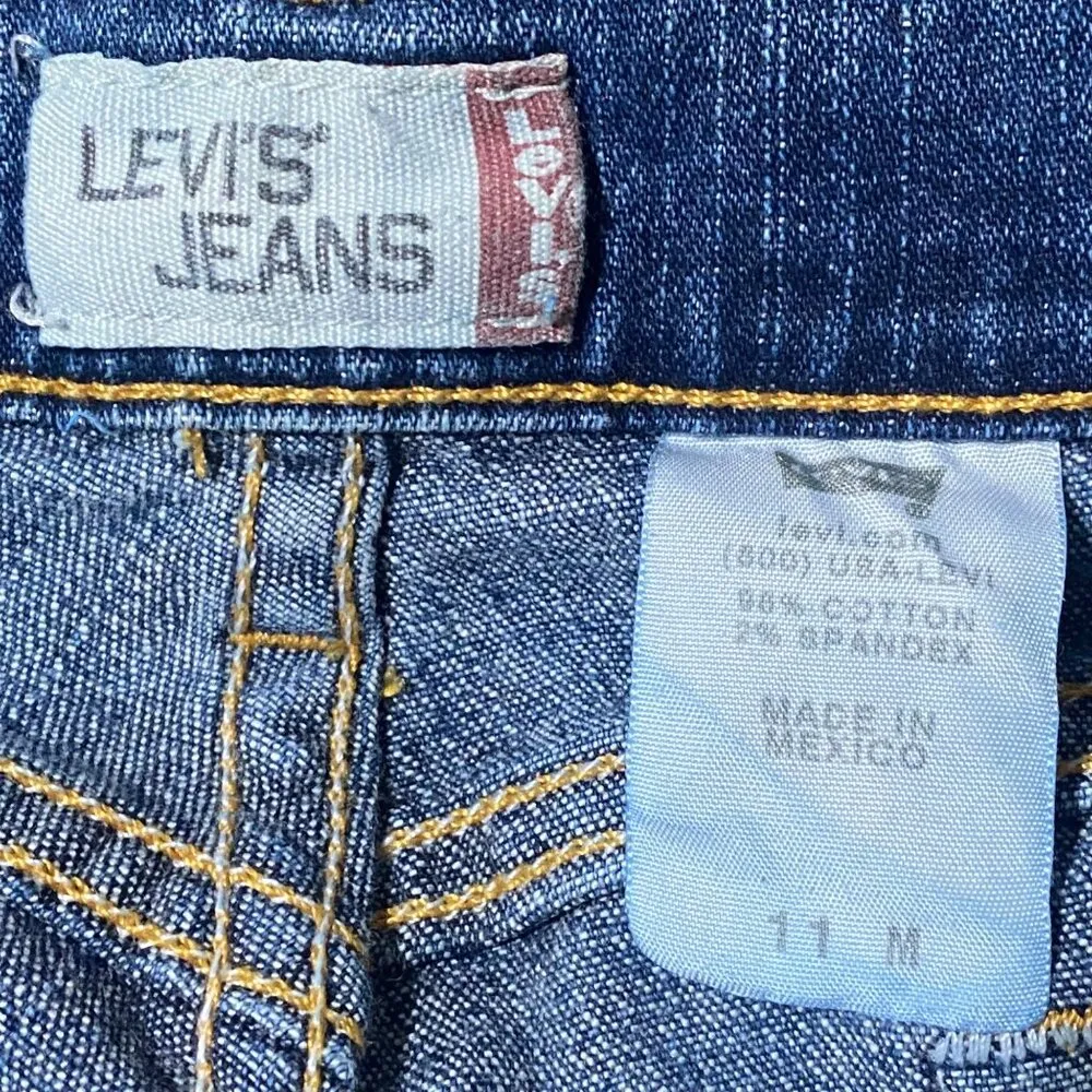 Levi’s Boot Cut Denim Jeans in Medium Blue Womens Size 11M - Image 7