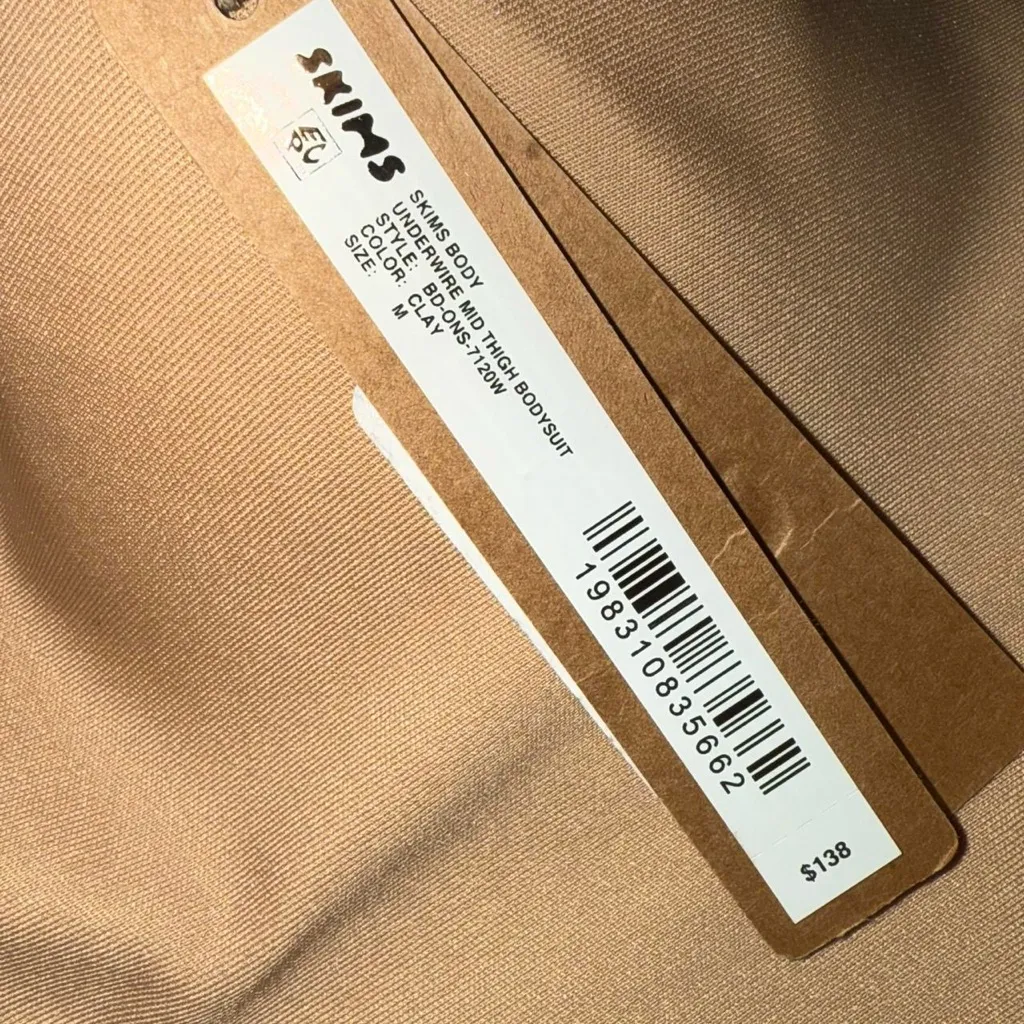 SKIMS BODY CORE SCULPT UNDERWIRE MID THIGH BODYSUIT - Image 6