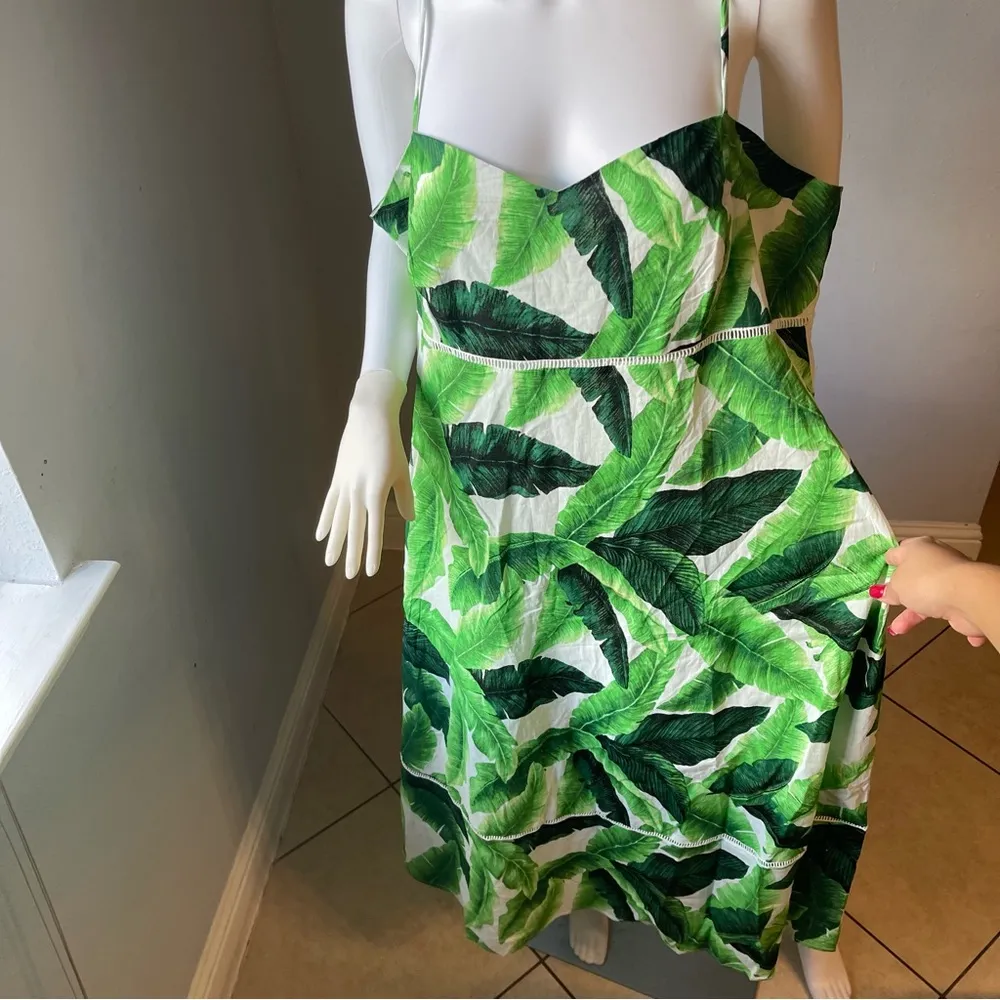 Plus Size Tropical Leaf design  Babydoll Dress
Size 2x
New with tags - Image 3