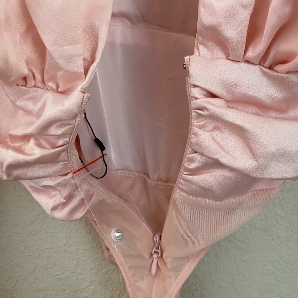 House of CB Giselle Blush‎ pink Satin Bodysuit size XS NWOT - Image 12