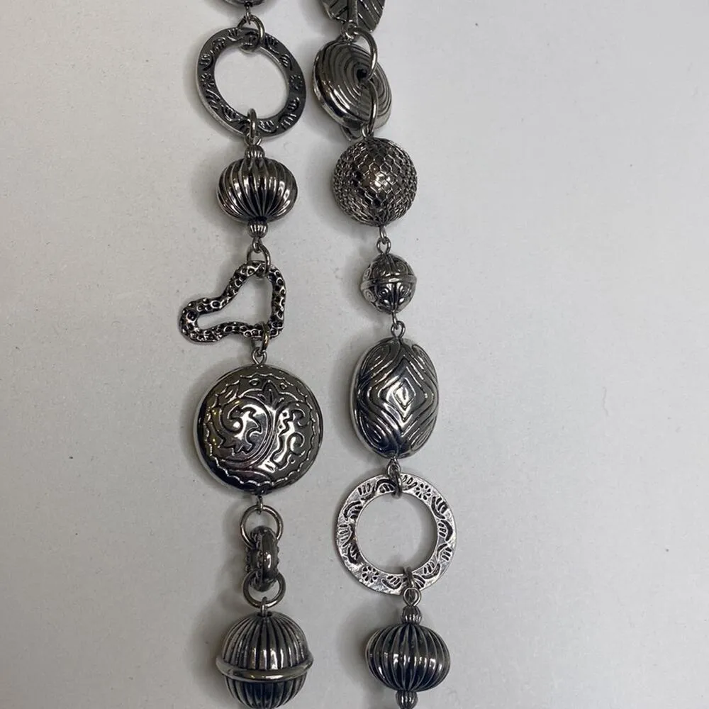 Chico’s Silver-Tone Metallic Beaded Long Necklace EUC OS Jewelry Lightweight - Image 5