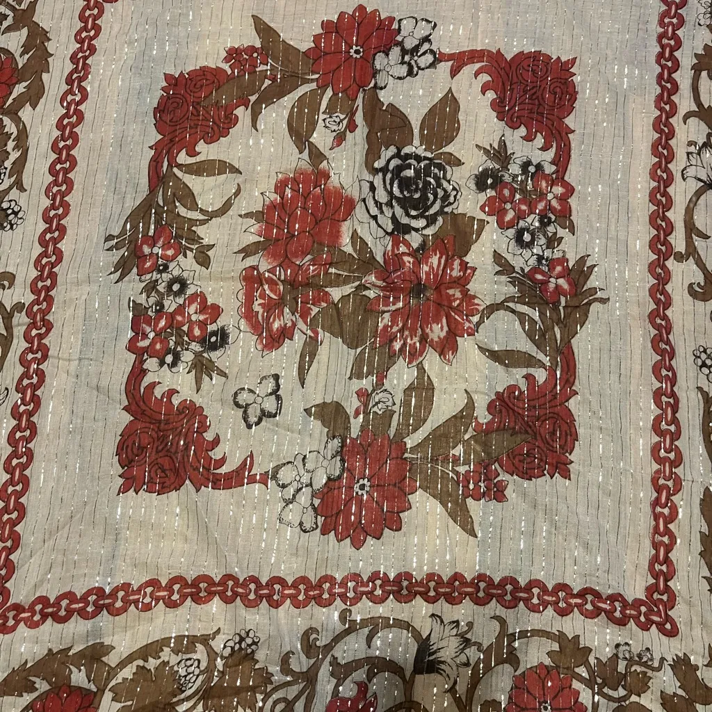 Wrap yourself in a piece of timeless elegance. Red - Image 3