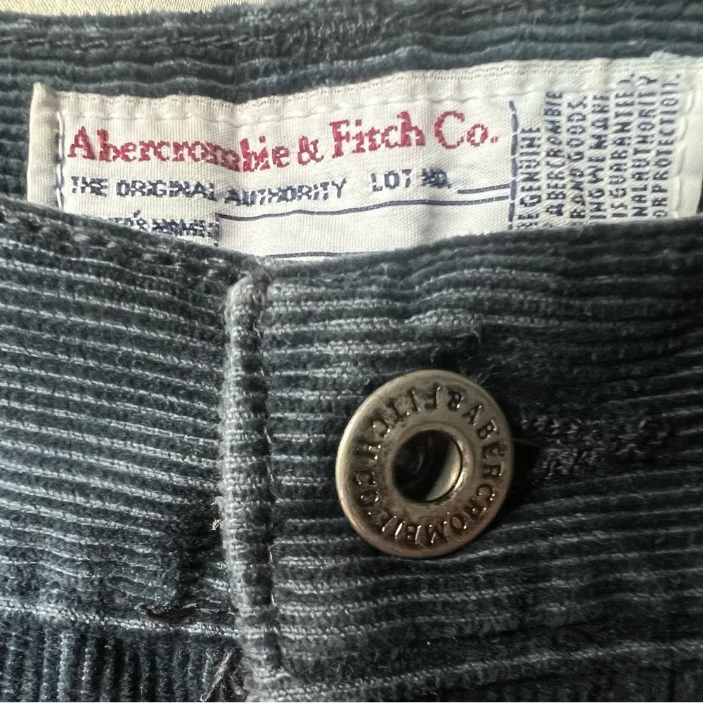 Vintage 1990s  Corduroy Cargo Pants - Image 3