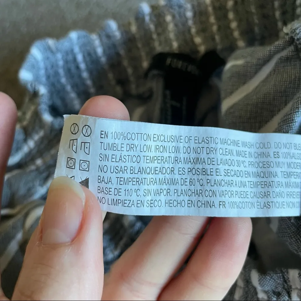 Forever 21 Cotton Striped Summer Shorts Size Large - Image 4