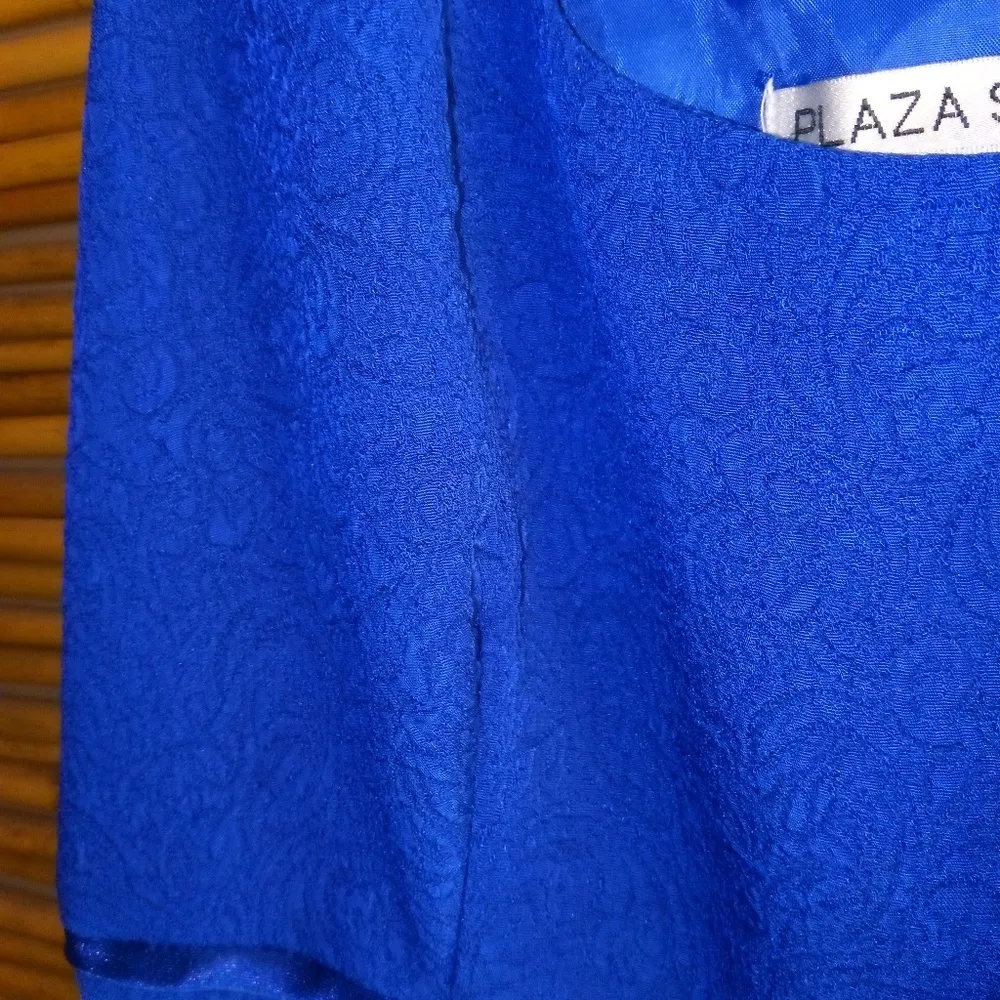 Plaza South 12 Sleeveless A - Image 2