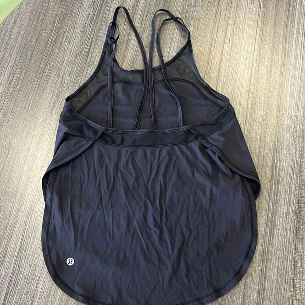 Lululemon strappy tank.  Size 2/4? - Image 3