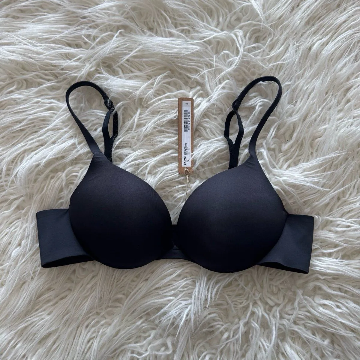 Skims Ultimate Push up Plunge Bra Onyx Size 34A - Image 2