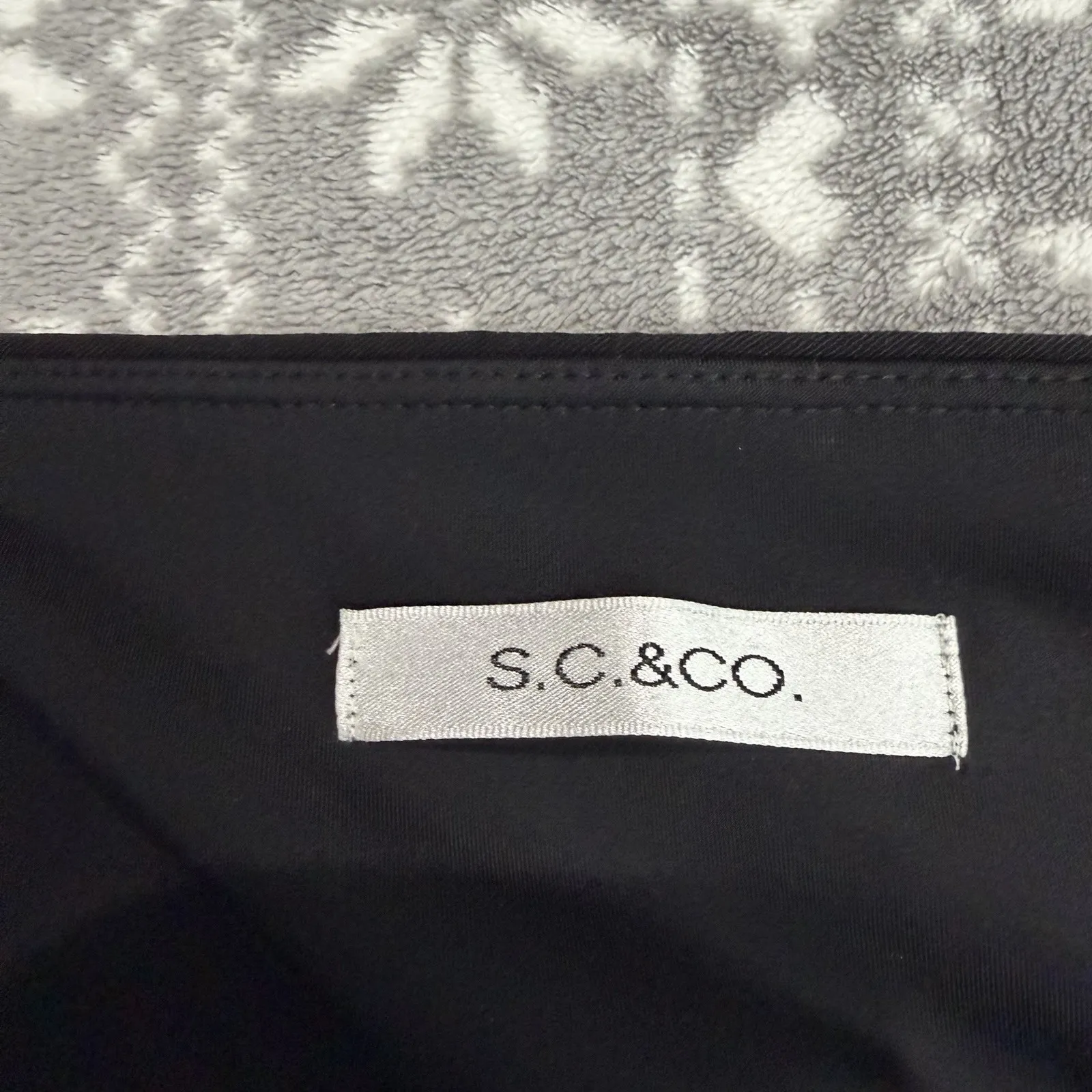 S.C.& Co Black Pull On Golf Pant Size 18 Cropped Capri 360 Stretch Tummy Control - Image 4