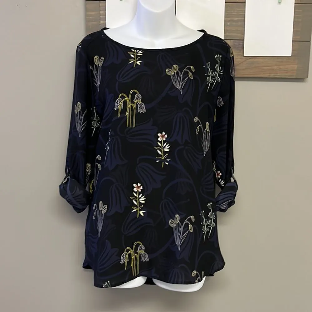 LOFT Black and Navy CrewNeck Floral Long Sleeve Blouse with Side Slits- Medium - Image 7