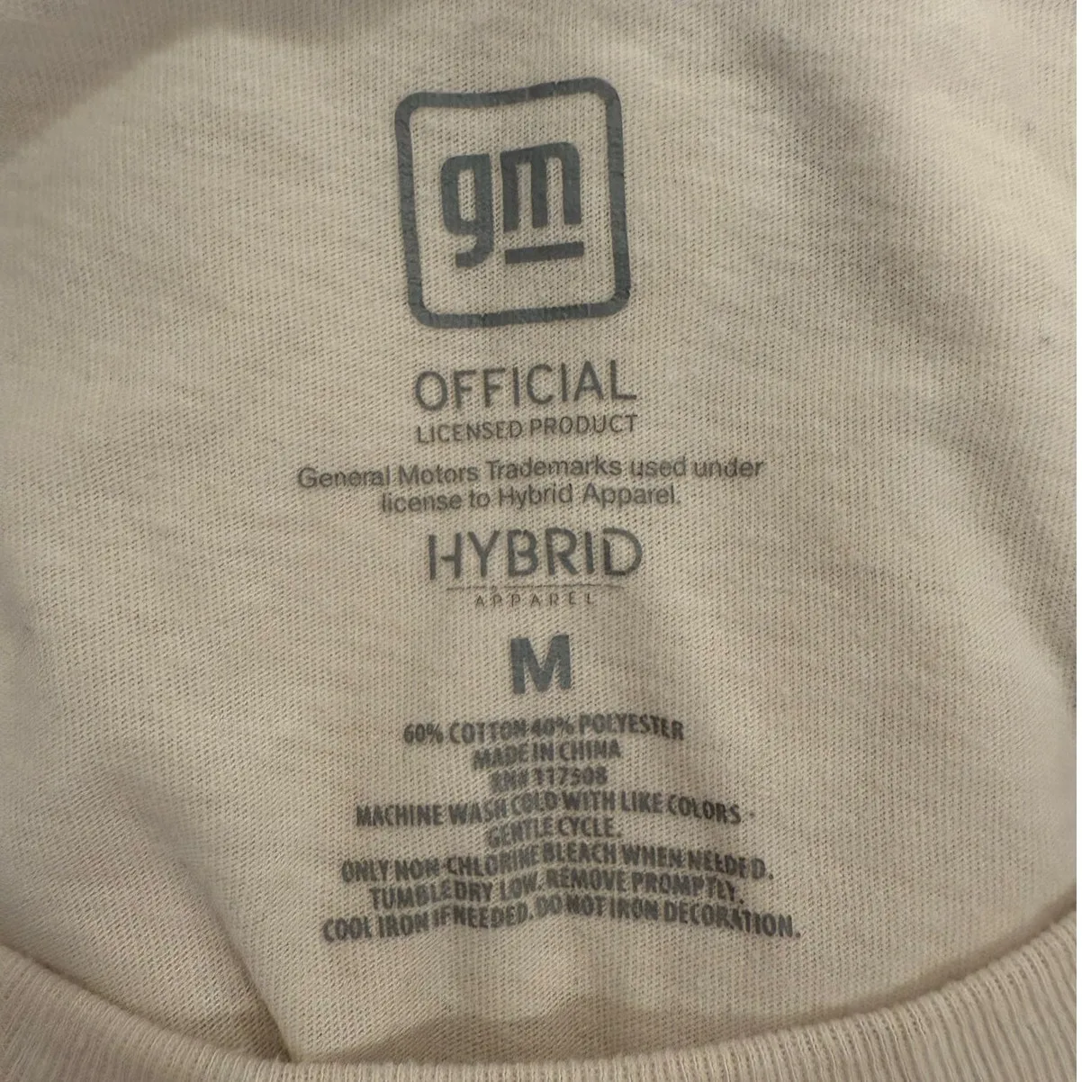 Vintage Gm Official Graphic 1976 Corvette Stingray Tee Shirt Cream Women Medium - Image 6