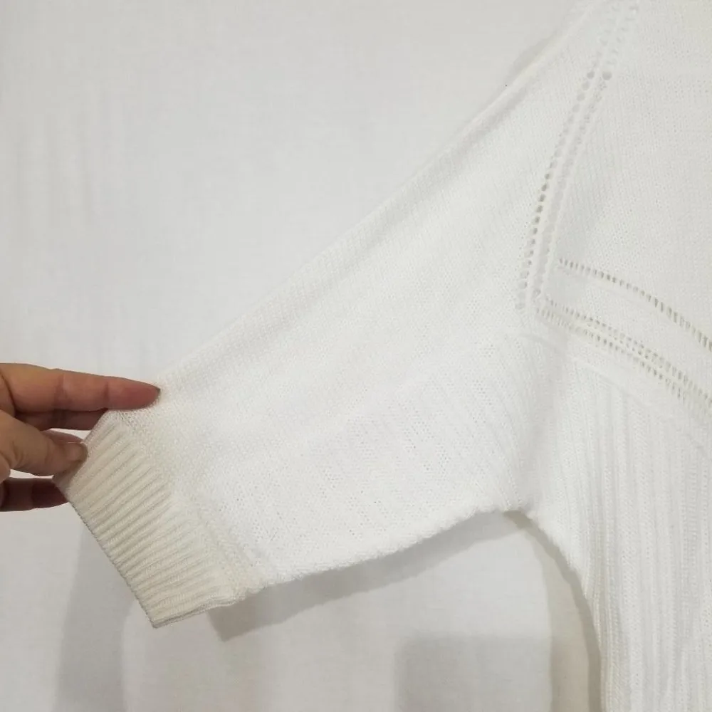 New York & Company Boxy Sweater Size XS - Image 3