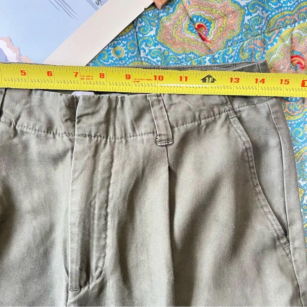 Gap Women's Green Cargo - Image 6