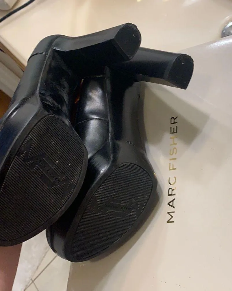 Vintage  Heels - Image 4