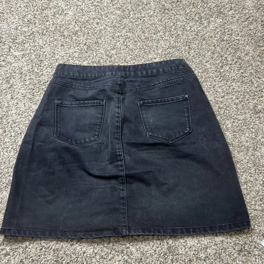 New look button front denim skirt uk size 10 - Image 4